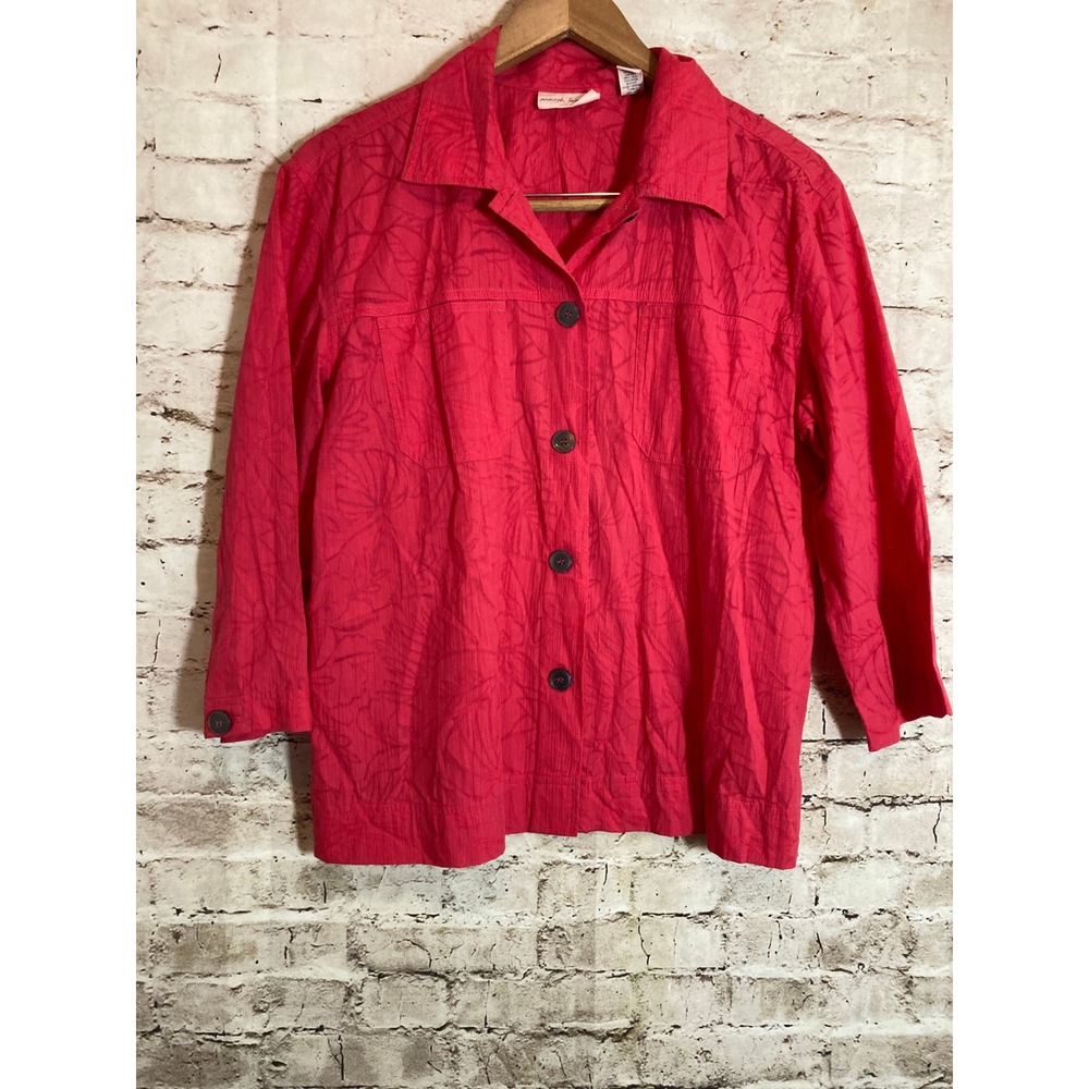 Marsh Landing Button Up Top Women's Medium Red Floral 3/4 Sleeve Embossed Artsy